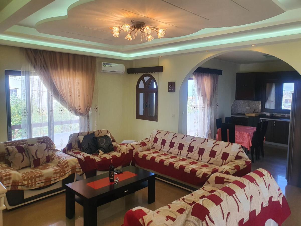 Mihal Suites Sarandë Exteriör bild