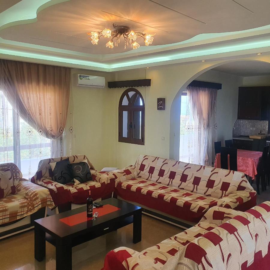 Mihal Suites Sarandë Exteriör bild
