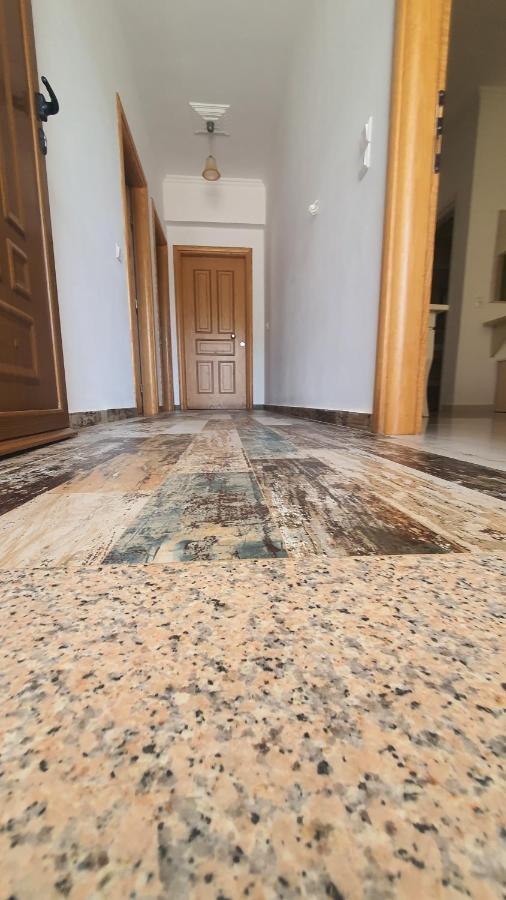 Mihal Suites Sarandë Exteriör bild