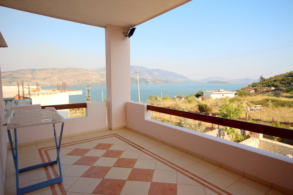 Mihal Suites Sarandë Exteriör bild