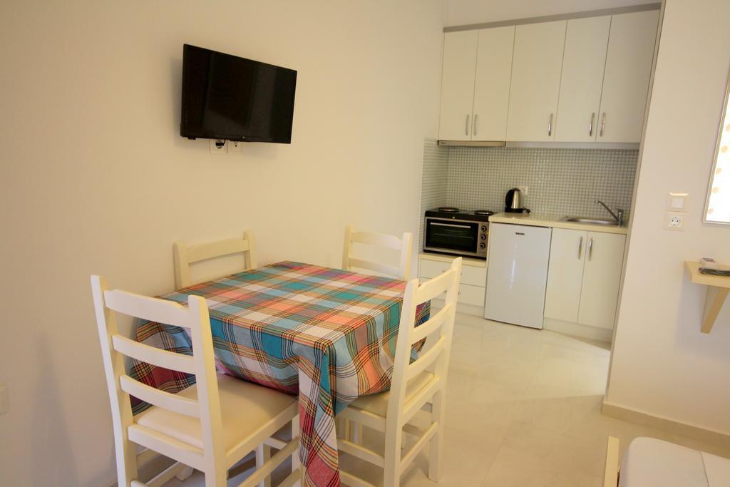 Mihal Suites Sarandë Exteriör bild